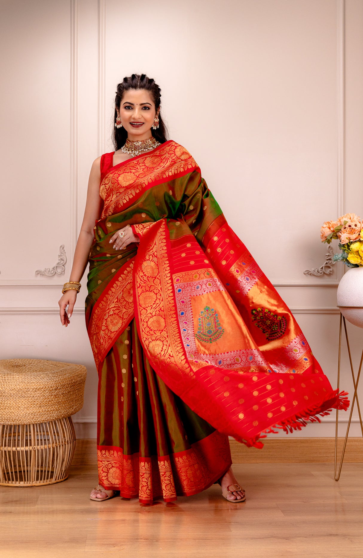 Exclusive Gadwal Paithani FUSION Handloom Pure Silk Saree