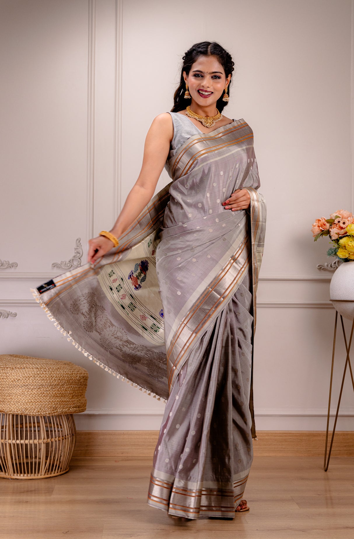 Maharani Kalanjali Paithani Pastel Shade (Mauve grey mix)  Silver Zari Handloom Pure Silk