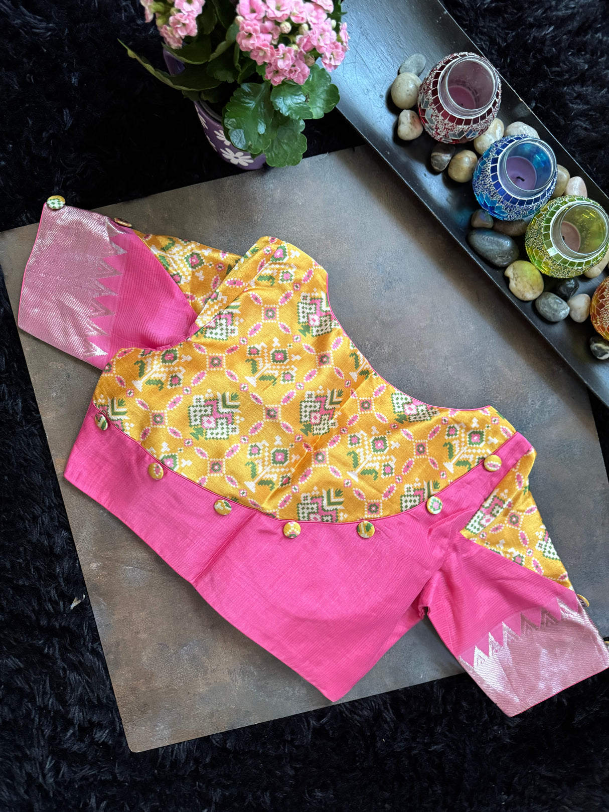 Bubblegum Pink Mangalgiri Pattu