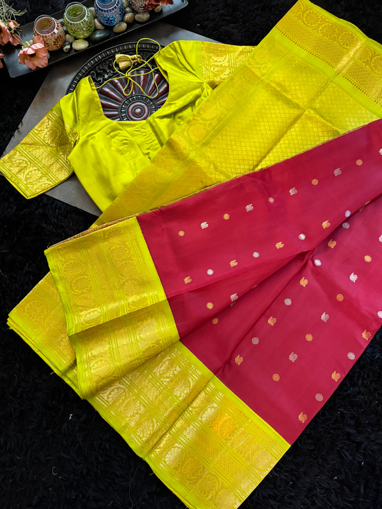 Maroon Parrot Green Gadwal Handloom Pure Silk