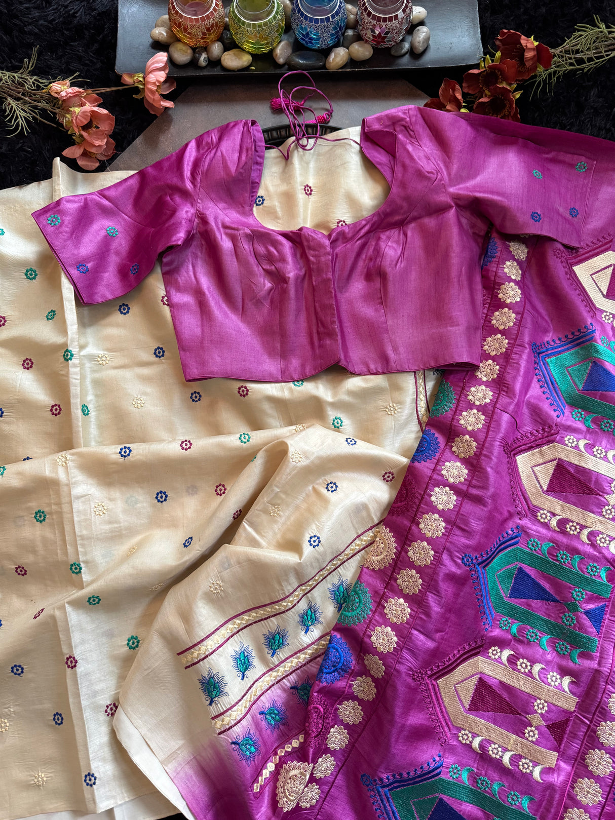 Cream Kosa Tussar Silk With Dolabedi Embroidered Pallu