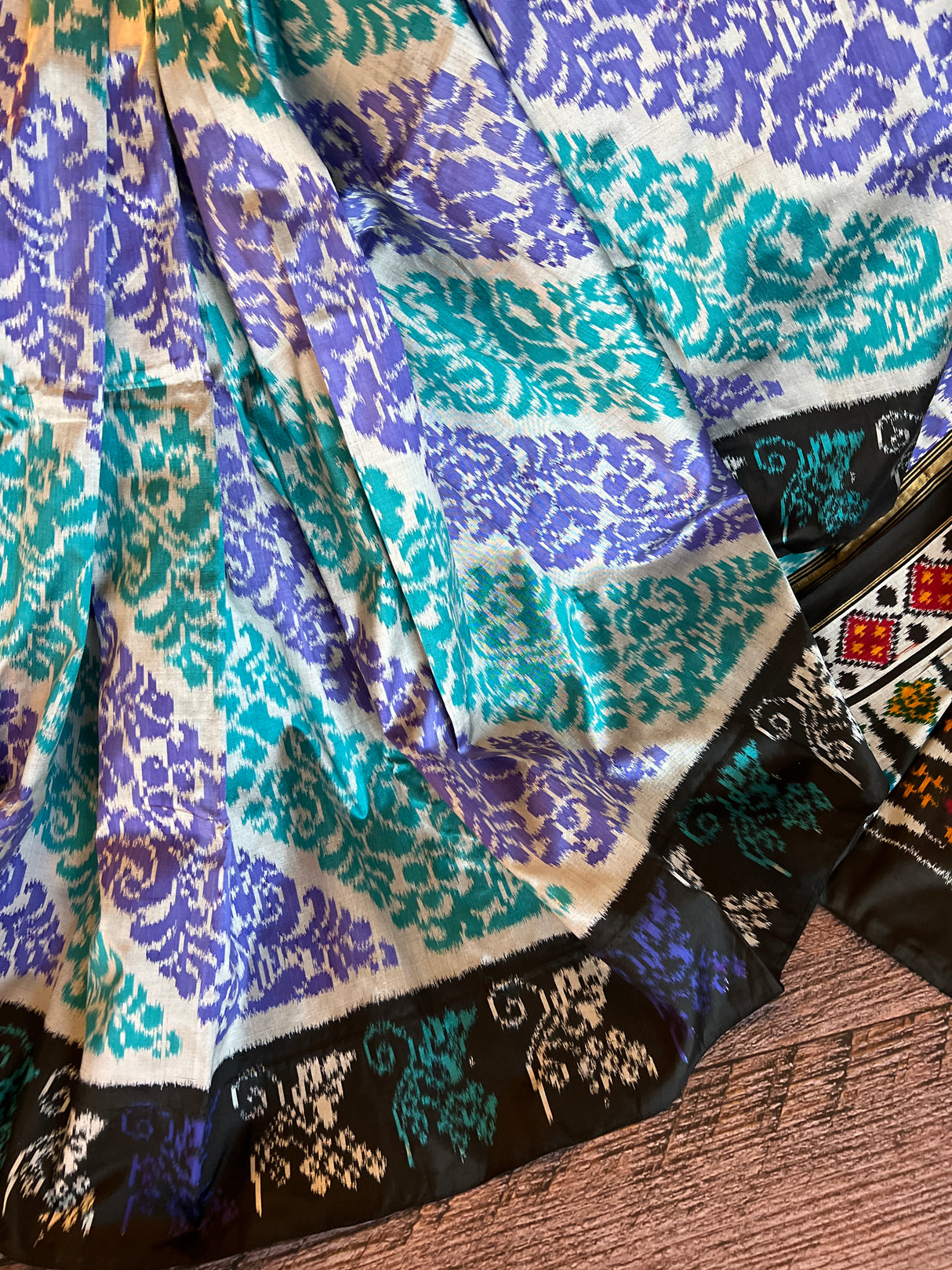 Ikkat Pure SIlk Handloom