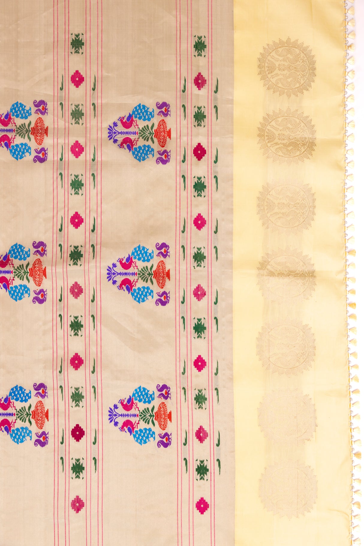 Maharani Kalanjali Pastel shade (custard cream) Silver Zari Paithani Handloom Pure Silk