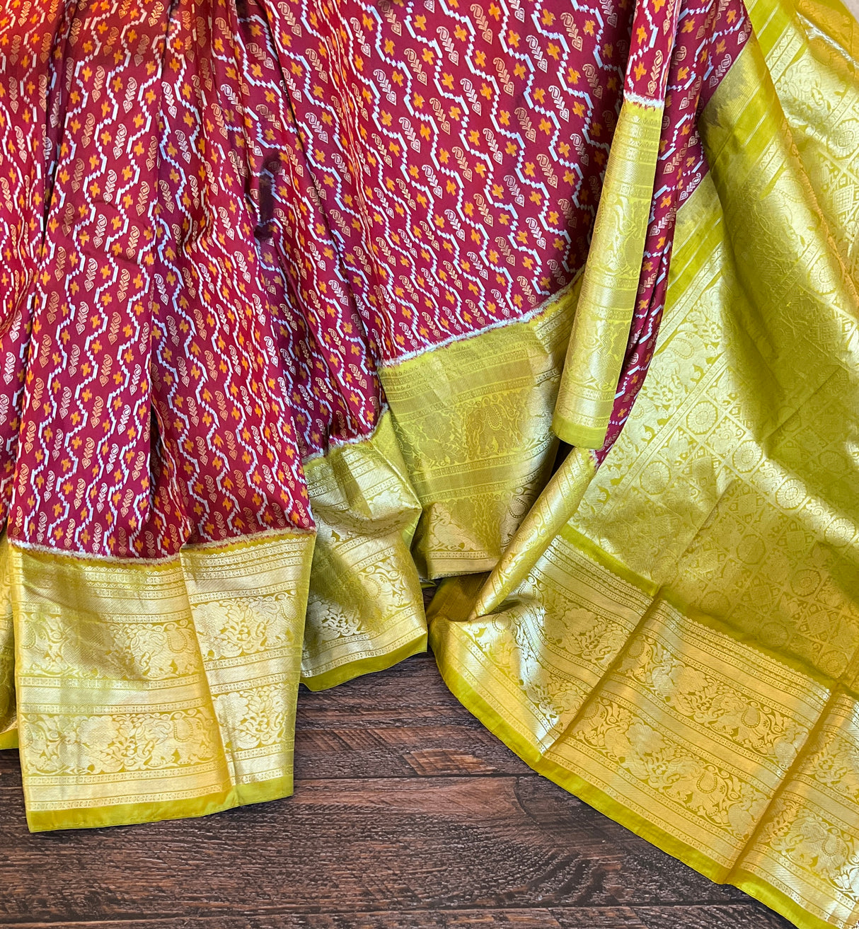 Ikkat Kanchipuram fusion With Jacquard Zari Lines Handloom Pure Silk