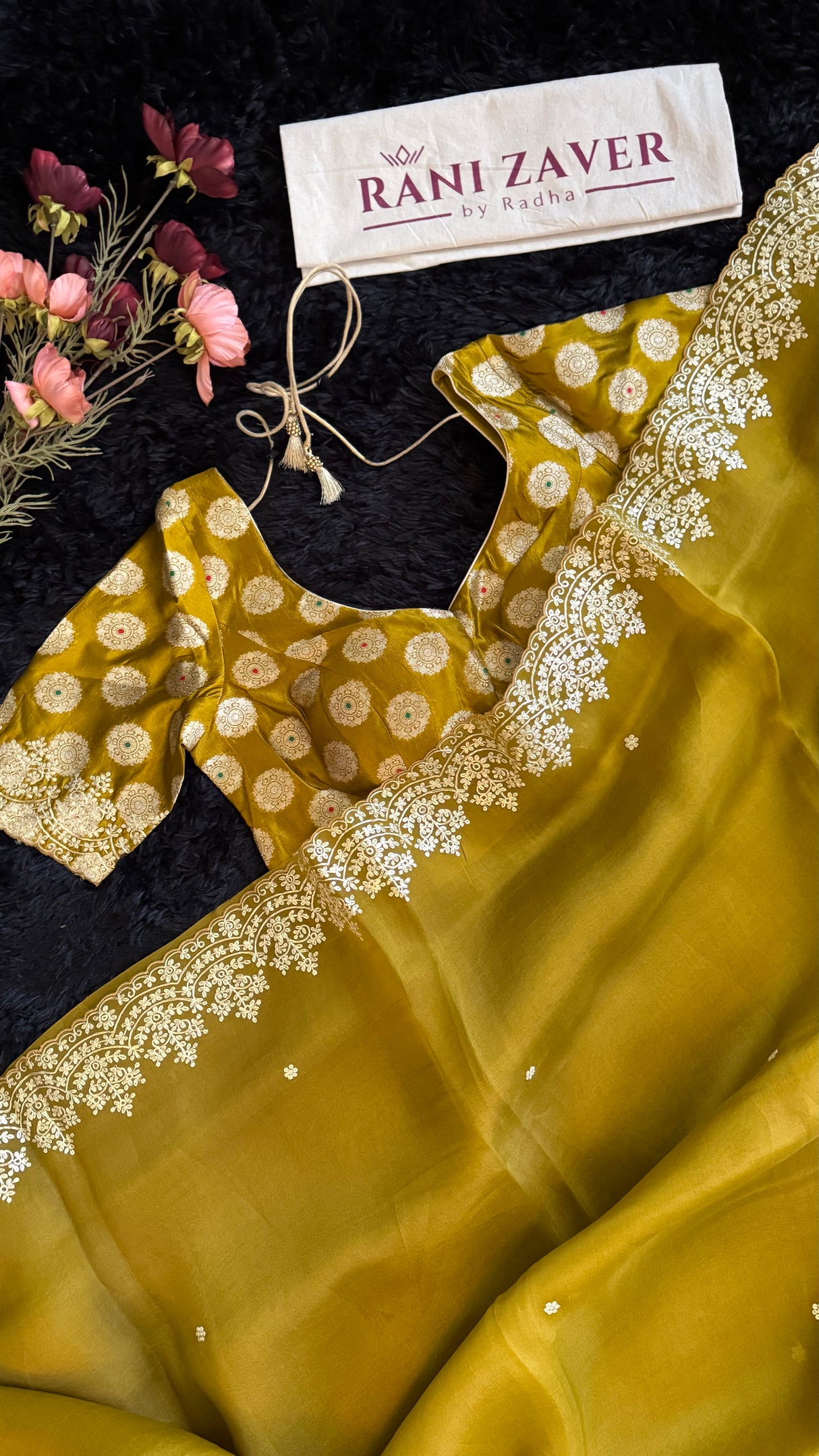 Citrine Organza Wit Pita Embroidery
