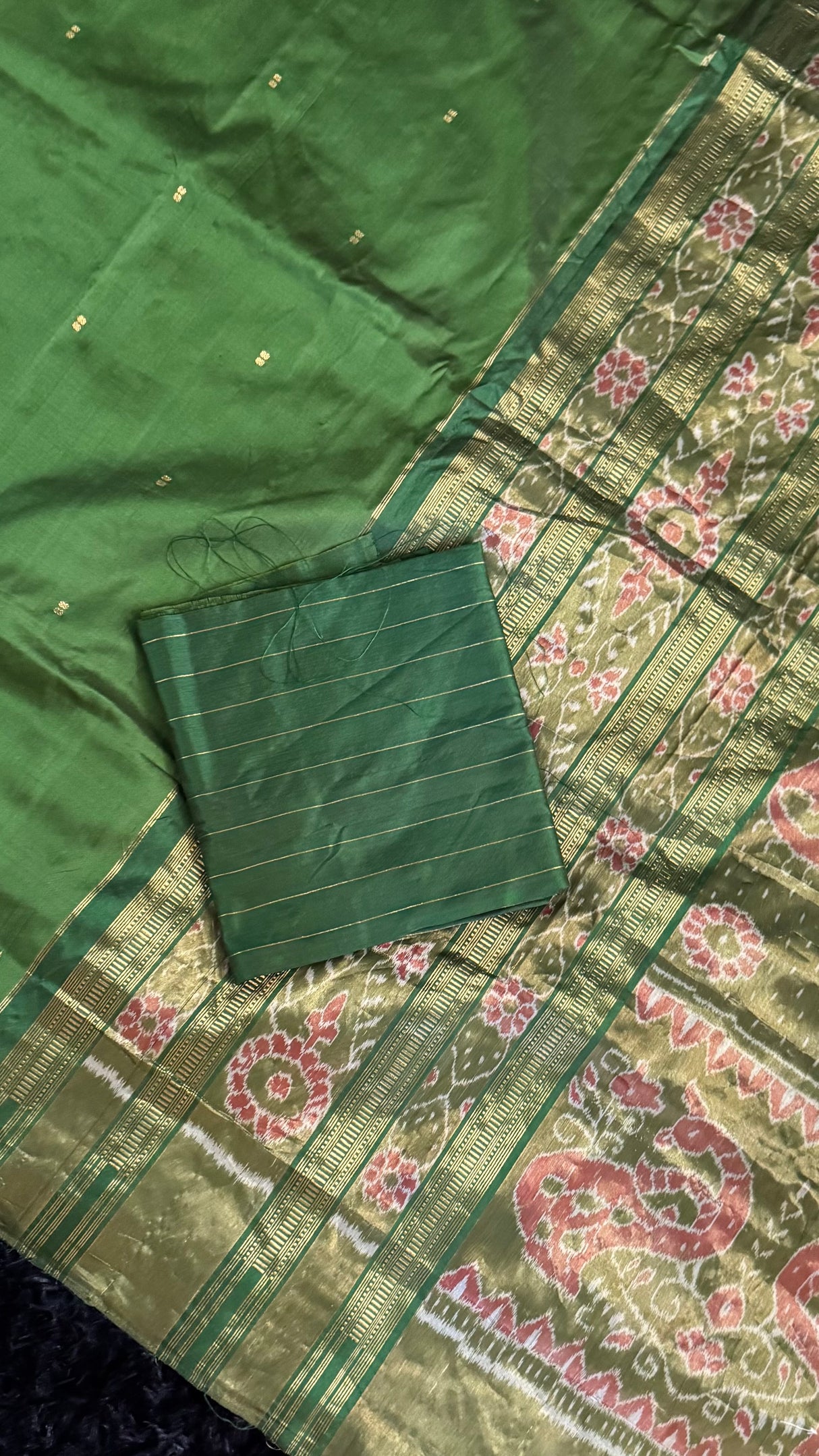 Sambalpuri Double Ikkat Phoda Kumbha Tissue Border