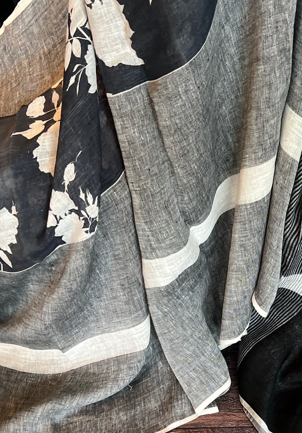 Black  and White Pure Linen
