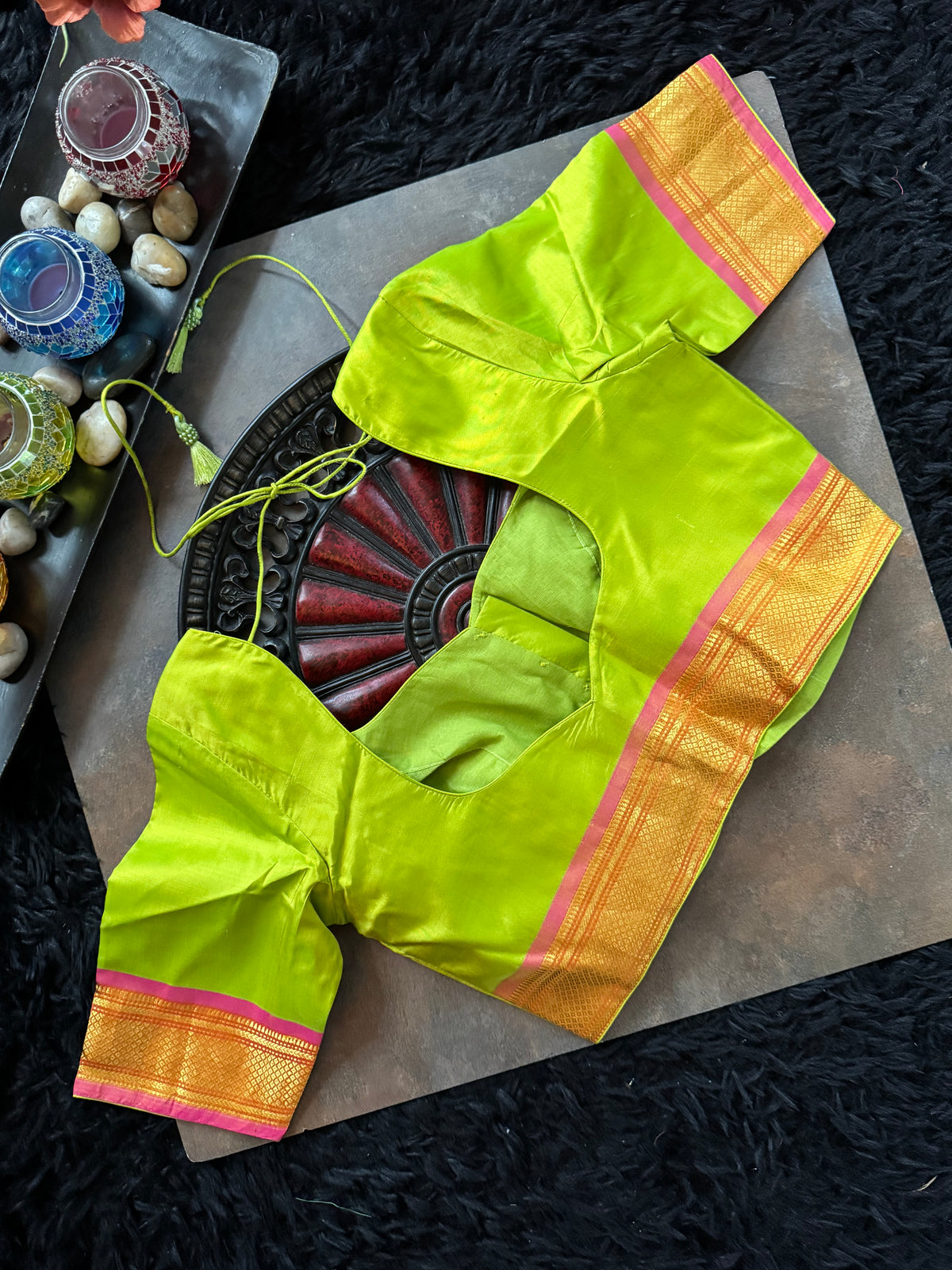 Parrot Green Yeola Paithani Narali Border Handloom Pure Silk