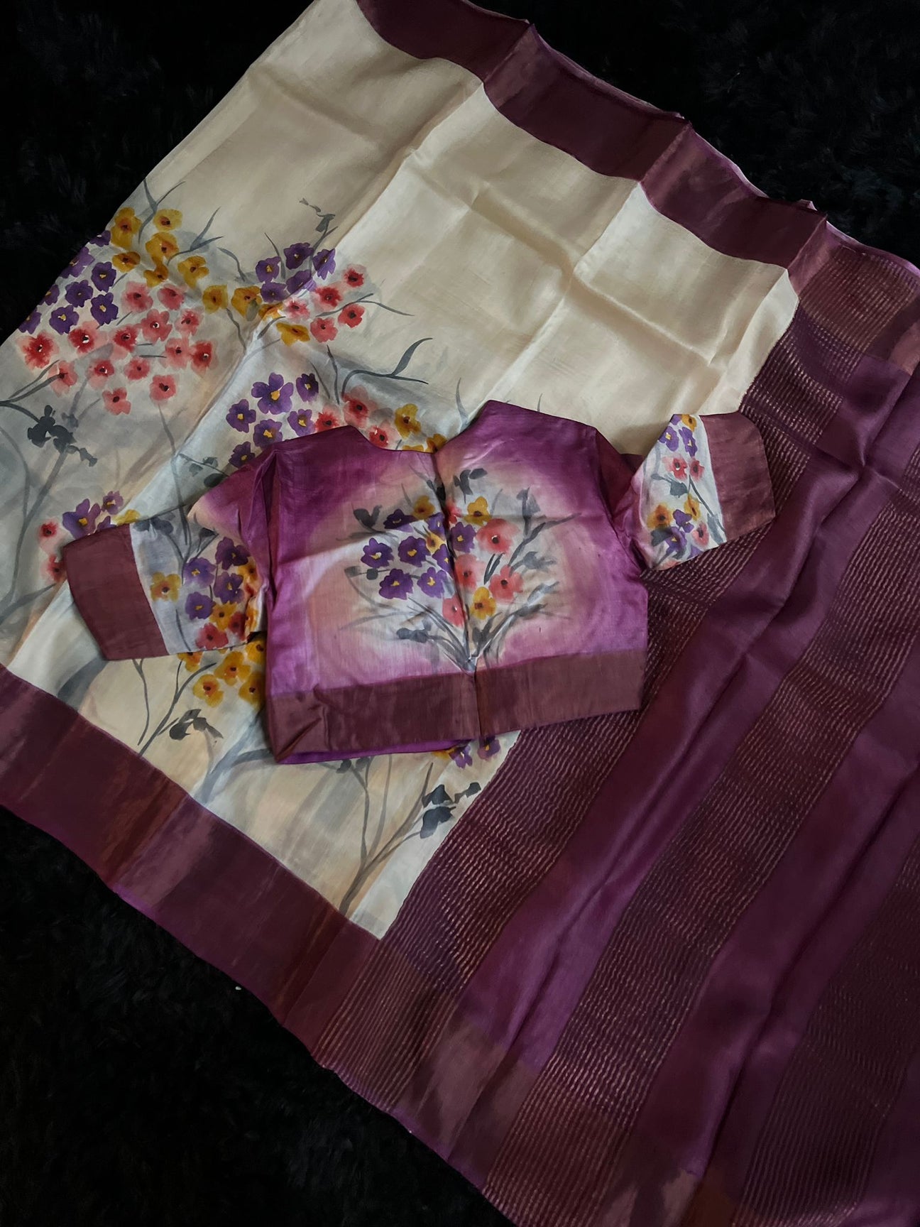 saree with blouses