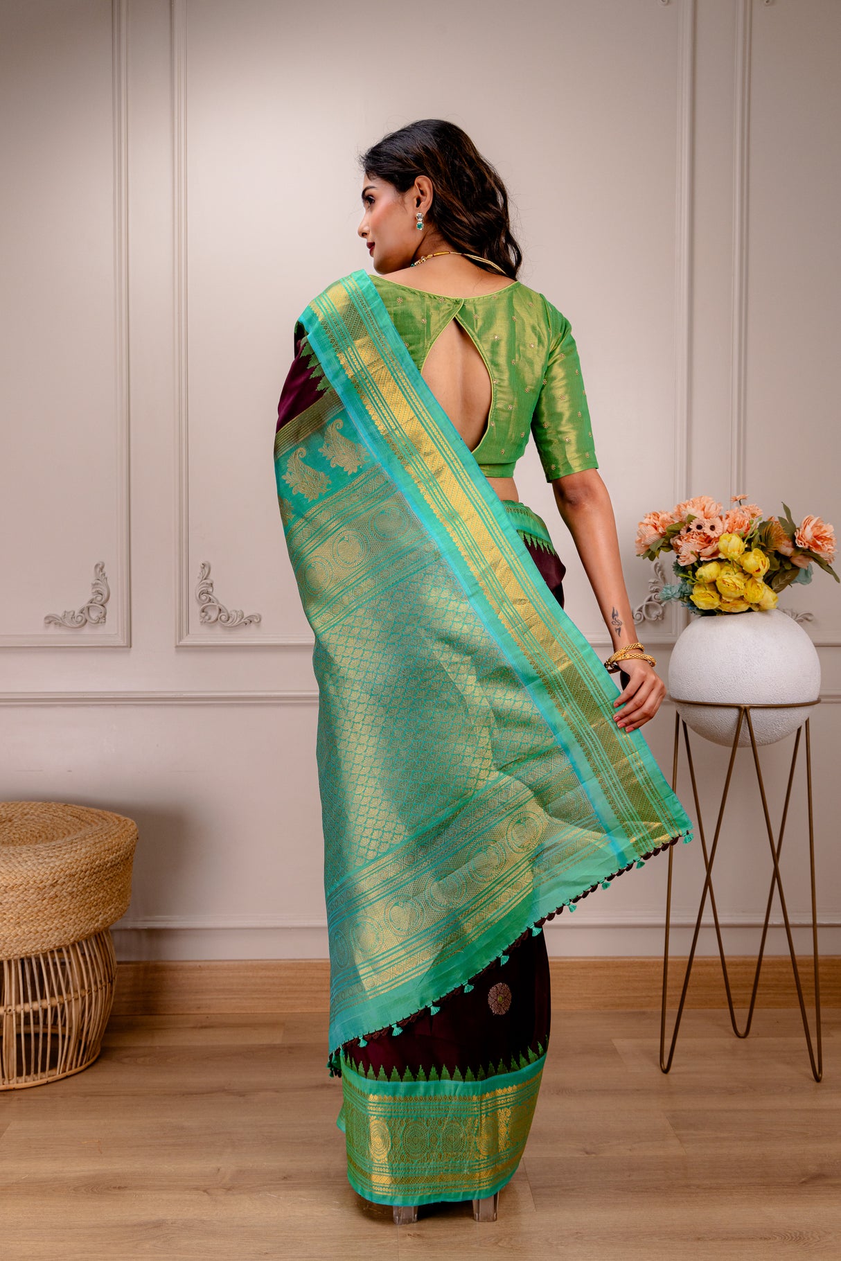 Gadwal Handloom Pure Silk With Pre-Stitched Blouse AUS