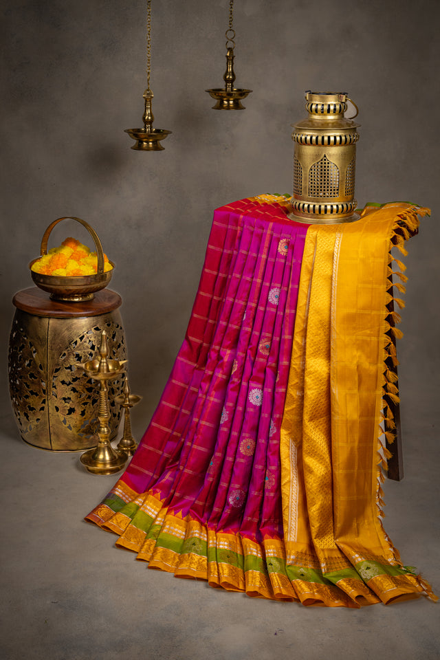 Gadwal handloom Pure Silk saree