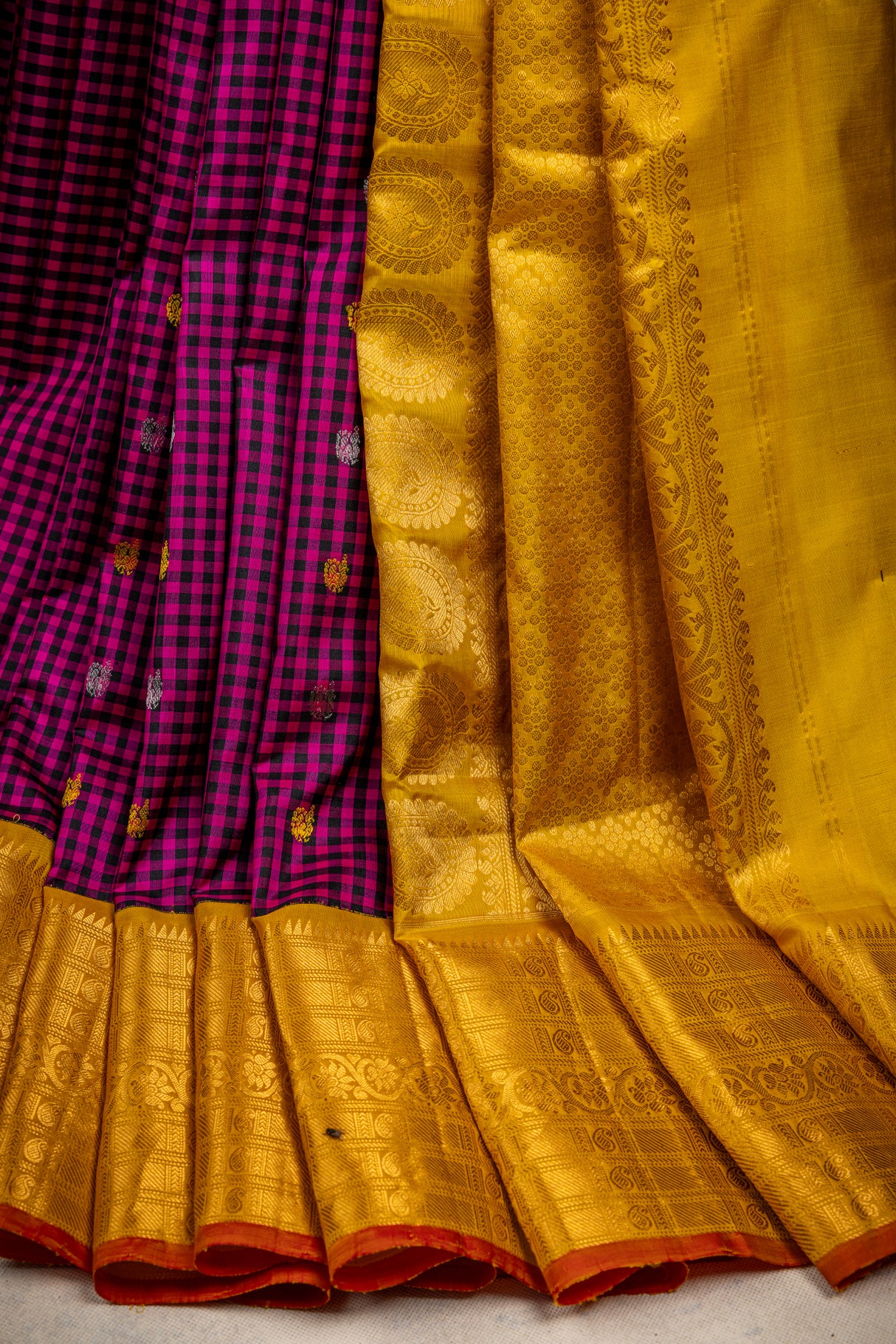 Gadwal handloom Pure Silk