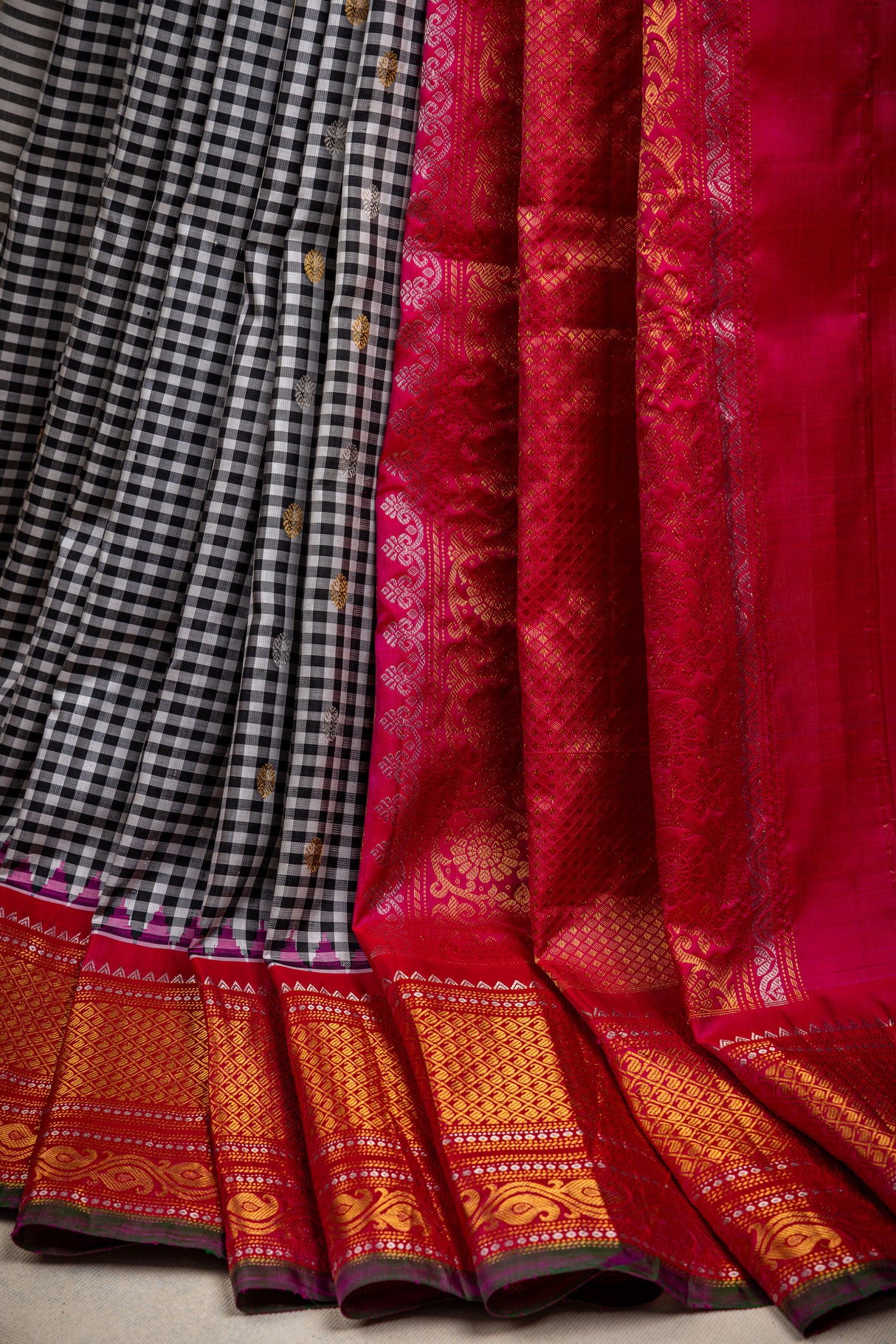 Gadwal handloom Pure Silk