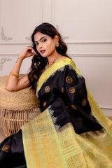 Gadwal Handloom Pure Silk Black Green Combo AUS