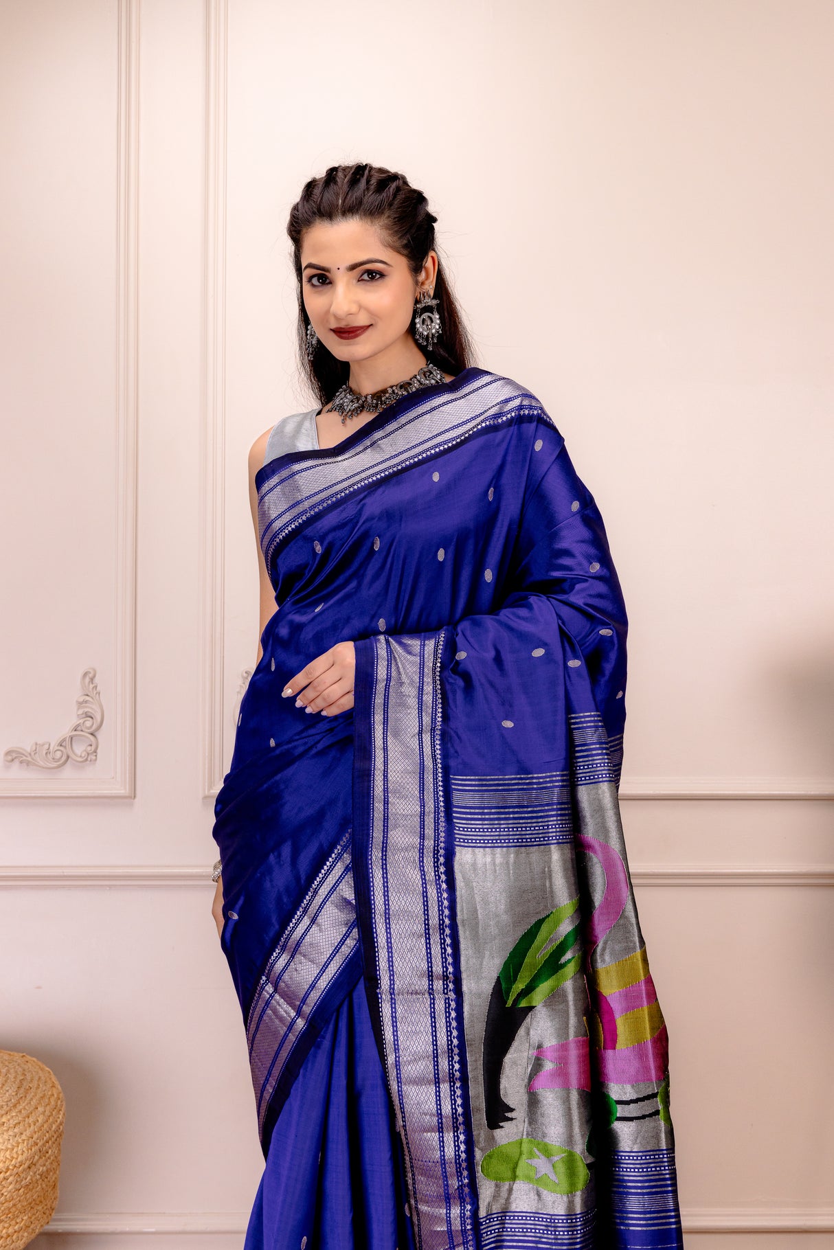 Yeola Paithani Naarali Border Silver Zari Handloom Pure Silk with Pre-Stitched Blouse AUS