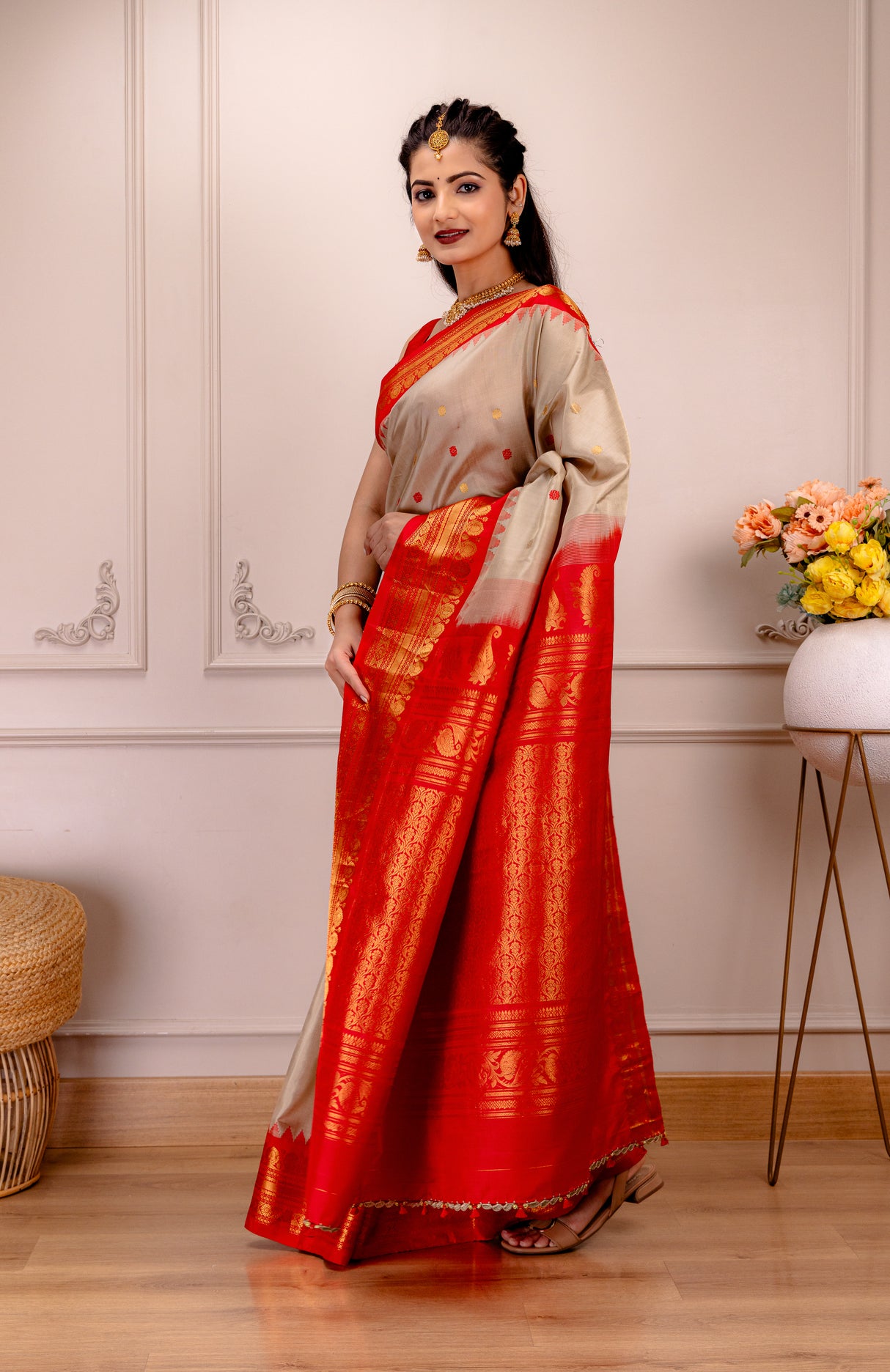 Gadwal Handloom Pure Silk with Pre-Stitched Blouse AUS