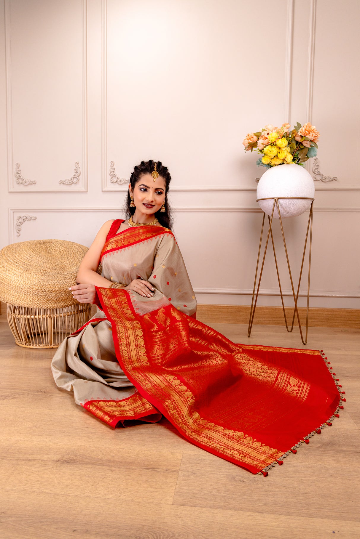 Gadwal Handloom Pure Silk with Pre-Stitched Blouse AUS