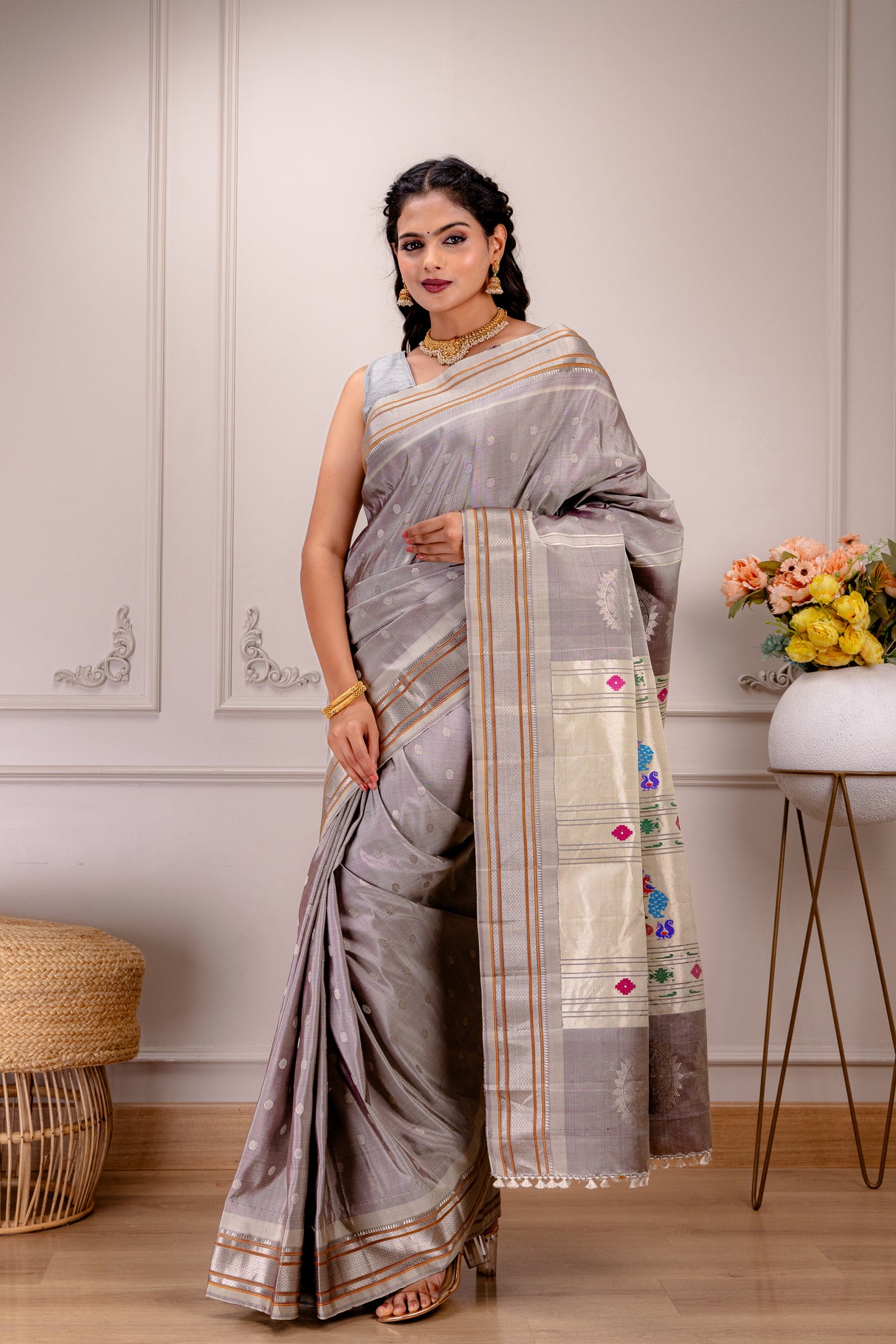 Maharani Kalanjali Paithani Pastel Shade (Mauve grey mix)  Silver Zari Handloom Pure Silk AUS