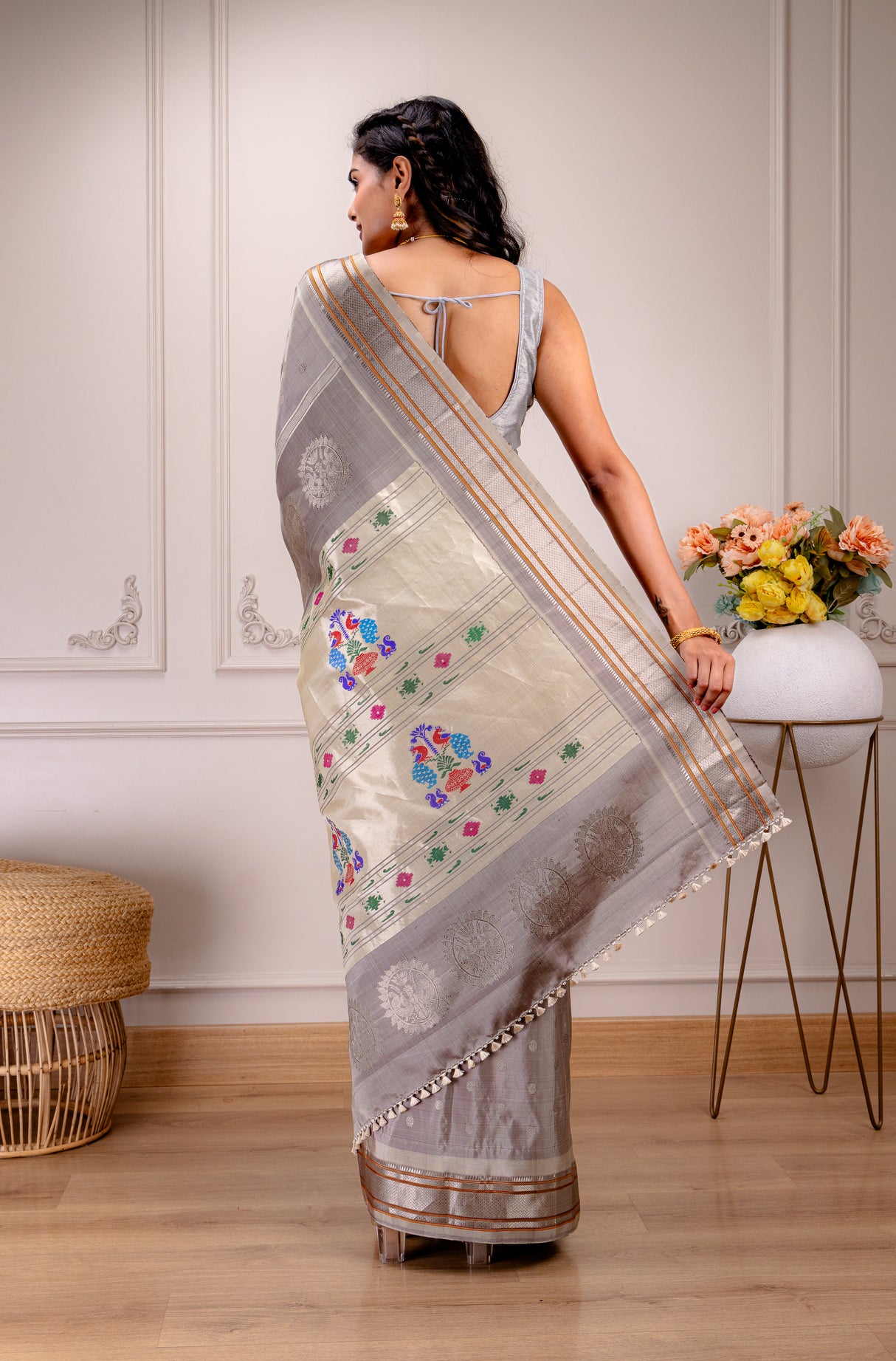 Maharani Kalanjali Paithani Pastel Shade (Mauve grey mix)  Silver Zari Handloom Pure Silk AUS