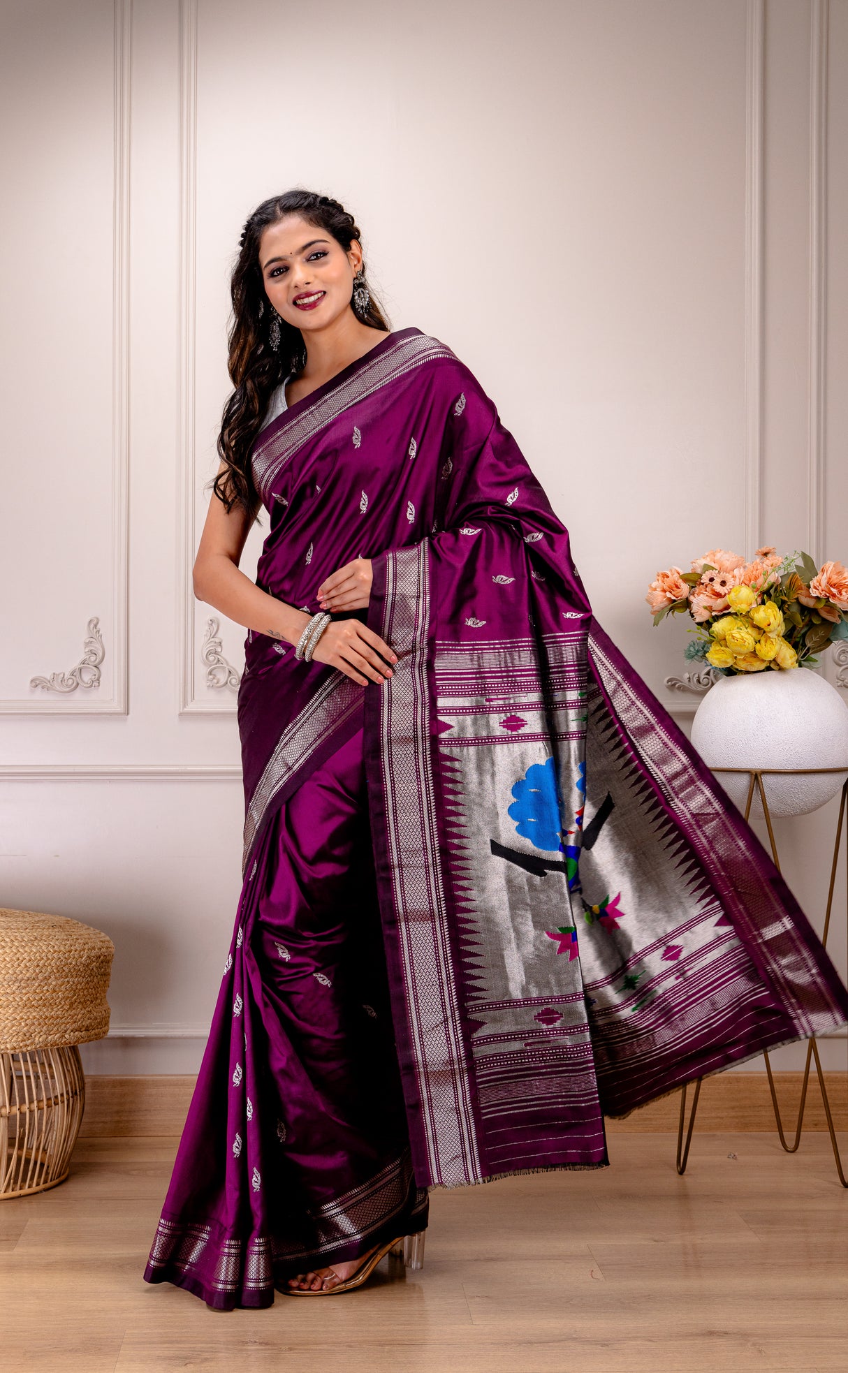 Yeola Paithani Naarali Border Silver Zari Handloom Pure Silk With Pre-Stitched Blouse AUS