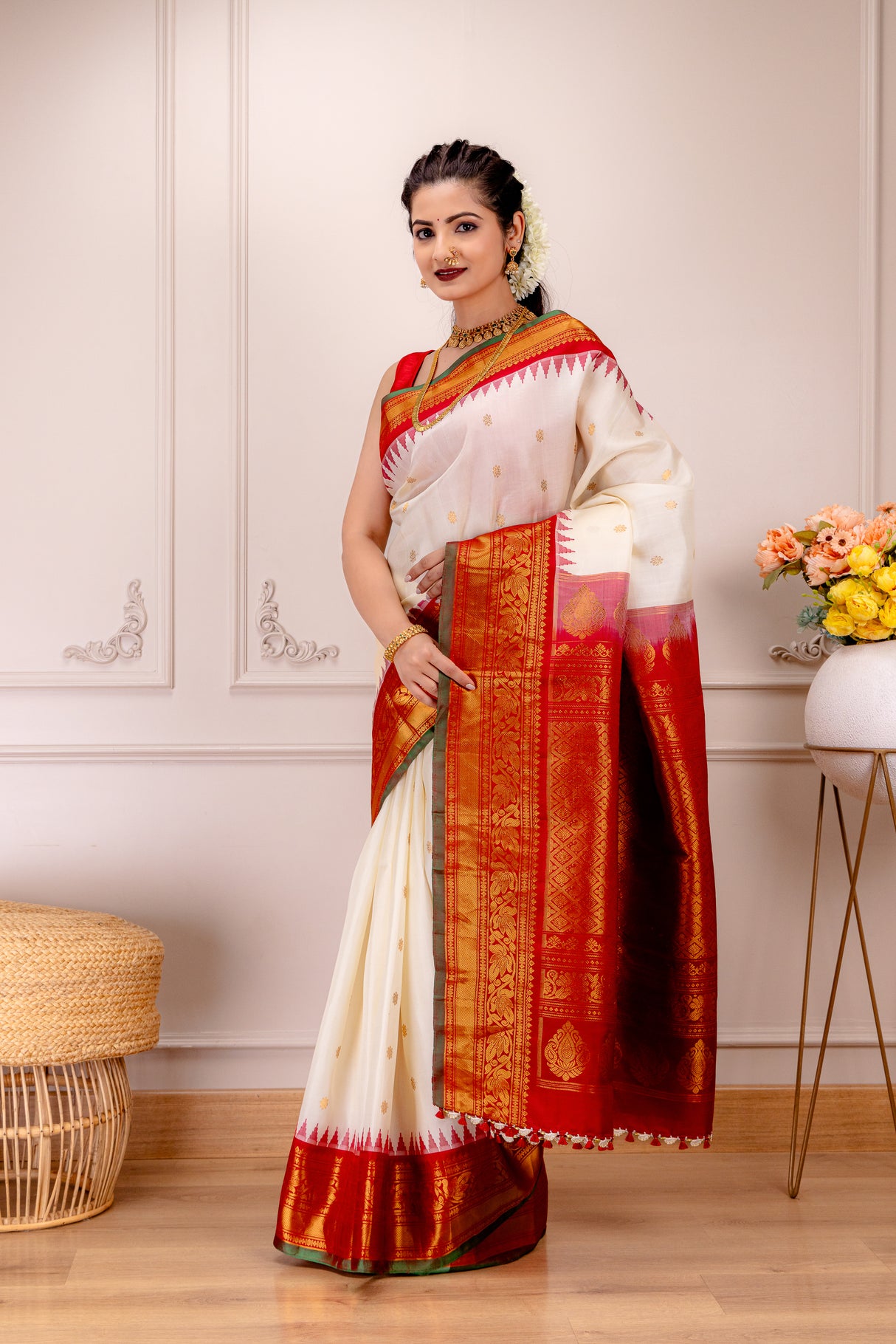 USA Gadwal Handloom Pure Silk cream with red combo 57