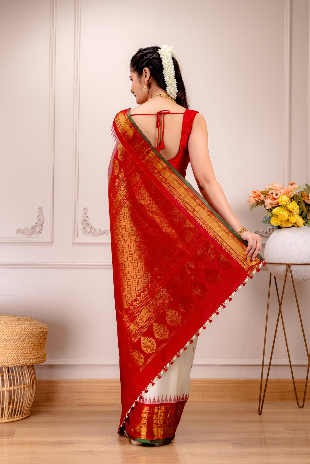 USA Gadwal Handloom Pure Silk cream with red combo 57