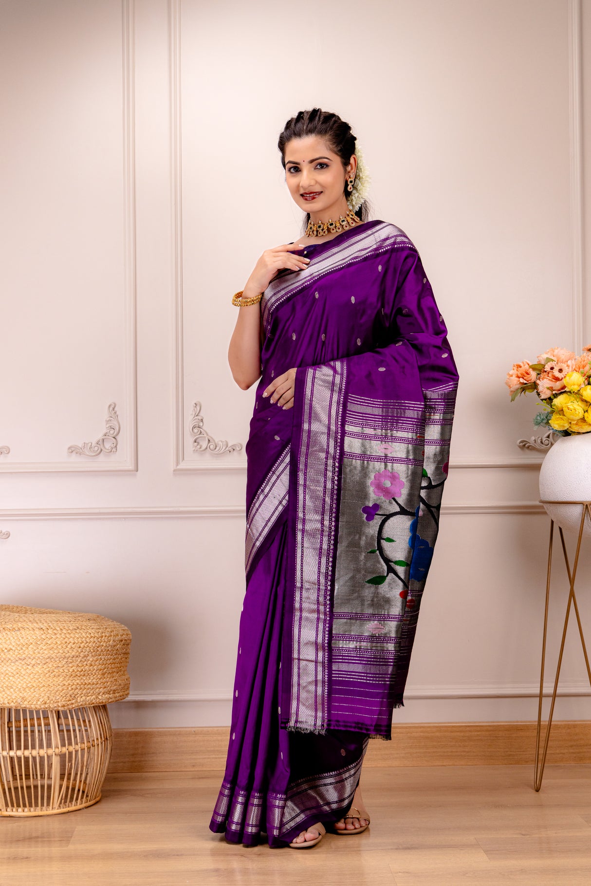 Yeola Paithani Naarali Border Silver Zari Handloom Pure Silk With Pre-Stitched Blouse AUS