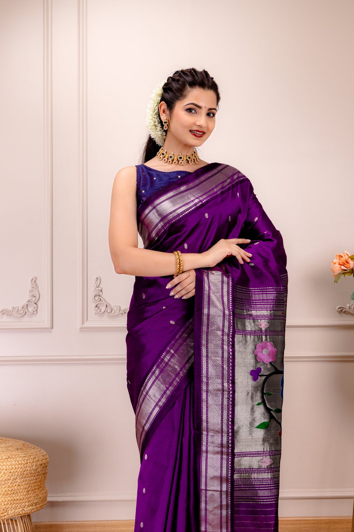 Yeola Paithani Naarali Border Silver Zari Handloom Pure Silk With Pre-Stitched Blouse AUS