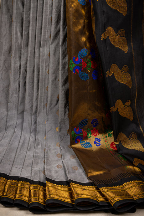 Maharani Paithani Kadiyal handloom Pure Silk 