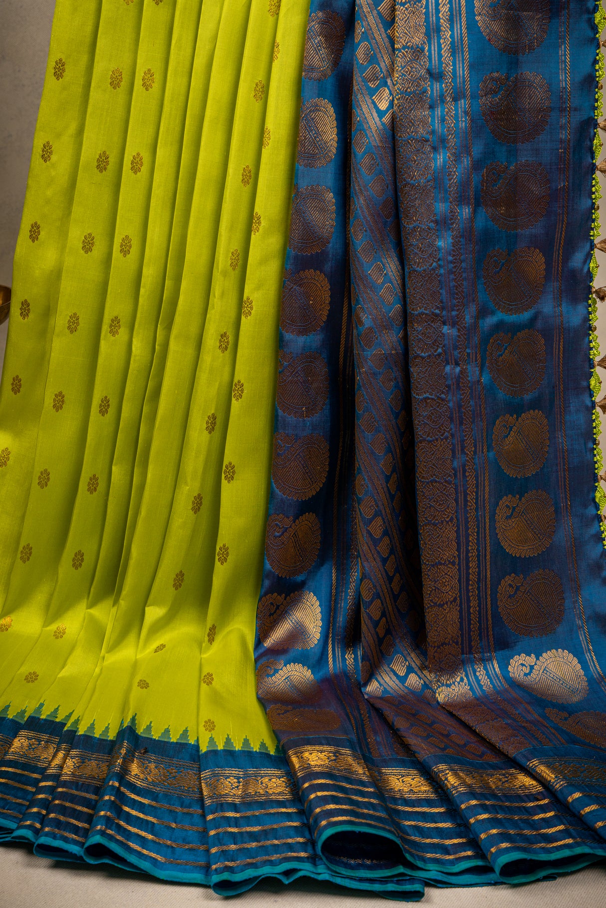 Gadwal handloom Pure Silk