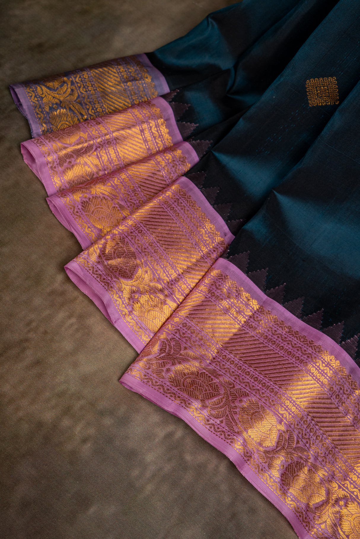 Gadwal Handloom Pure Silk