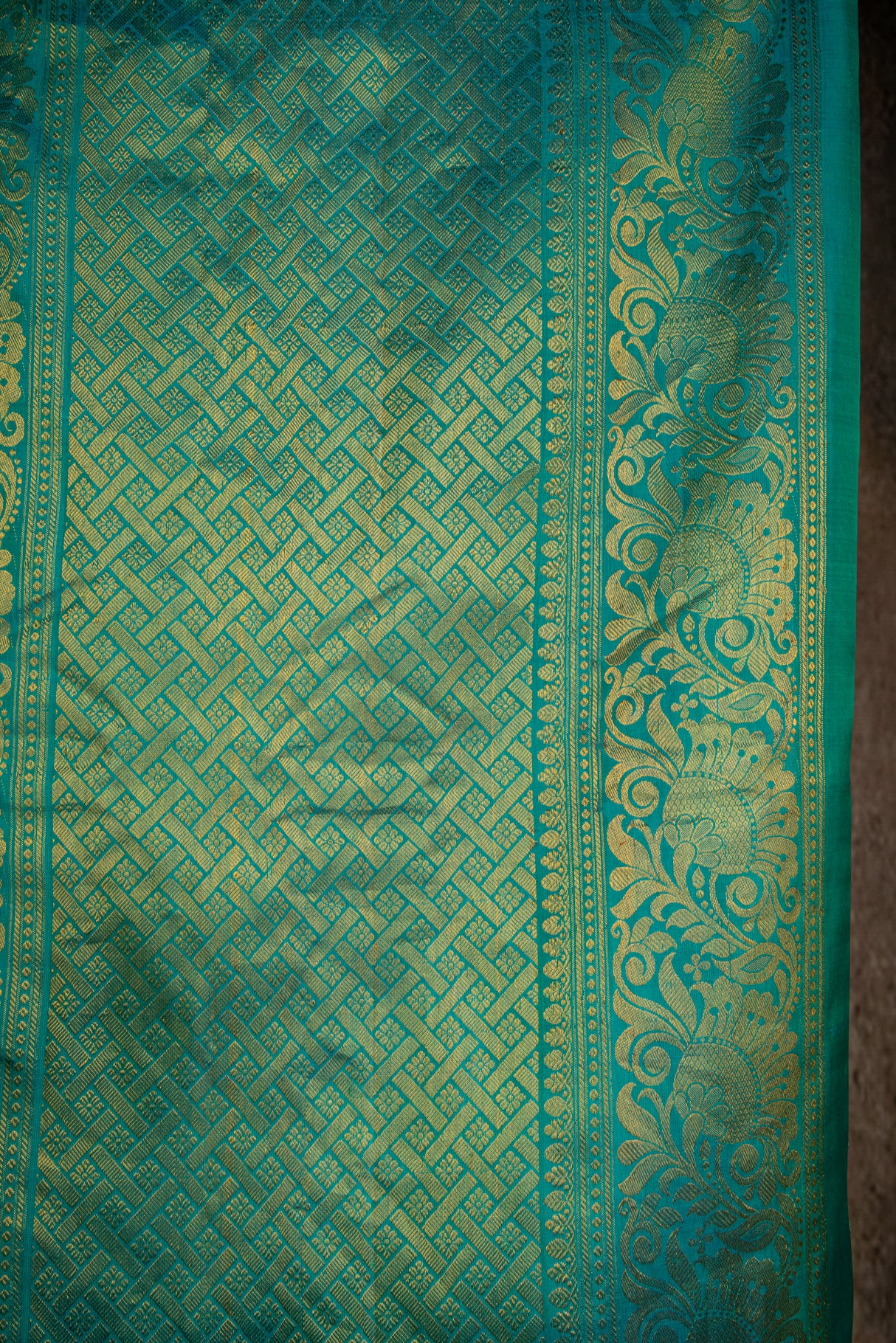 Gadwal Handloom Pure Silk AUS