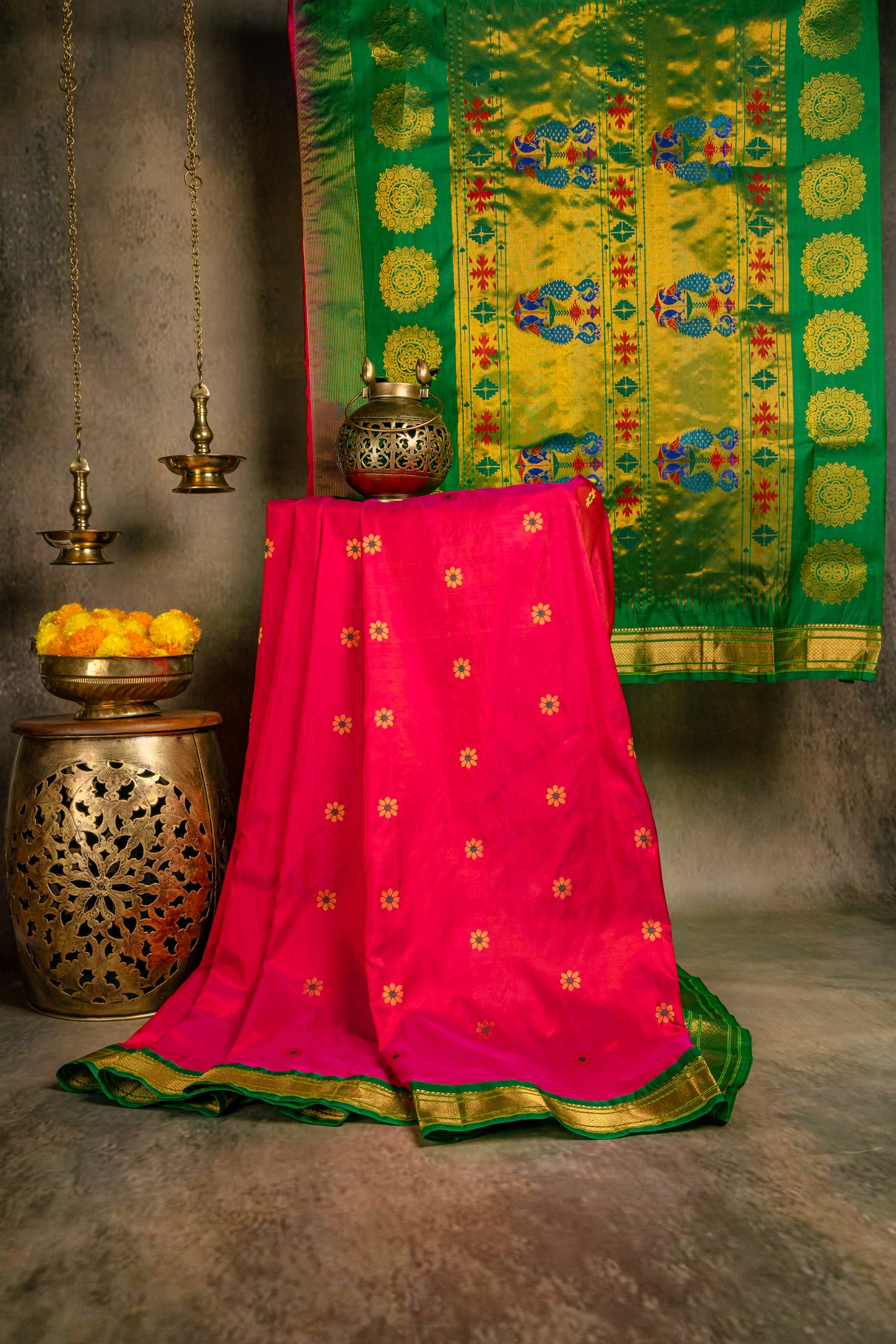 Maharani Paithani Handloom Kadiyal Pure Silk saree