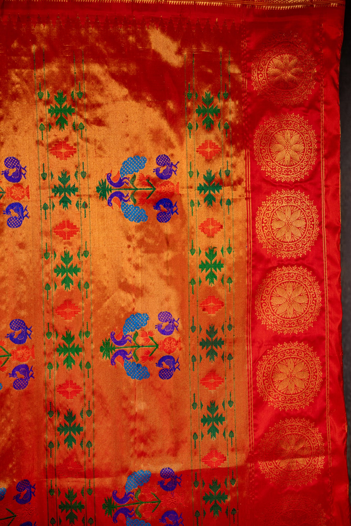 Maharani Paithani Handloom Kadiyal Pure Silk AUS