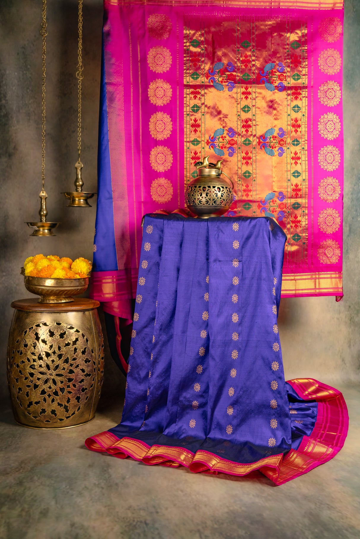 Maharani Paithani Handloom Kadiyal Pure Silk saree pink and blue combo