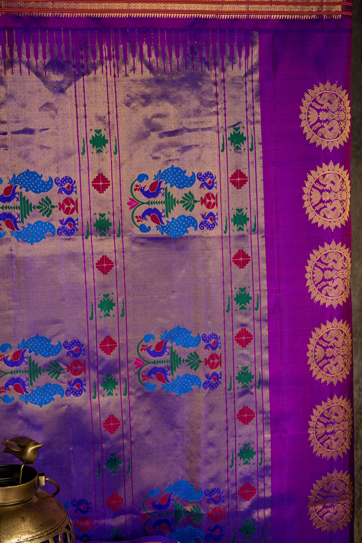 Maharani Paithani Handloom Kadiyal Pure Silk saree 