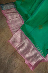 Gadwal Handloom Pure Silk in Silver Zari