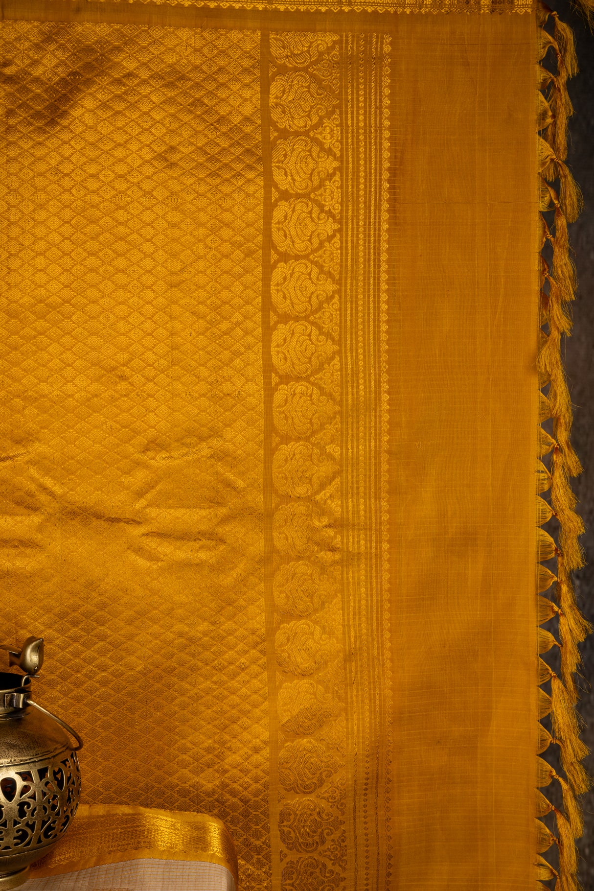 Gadwal Handloom Pure Silk saree