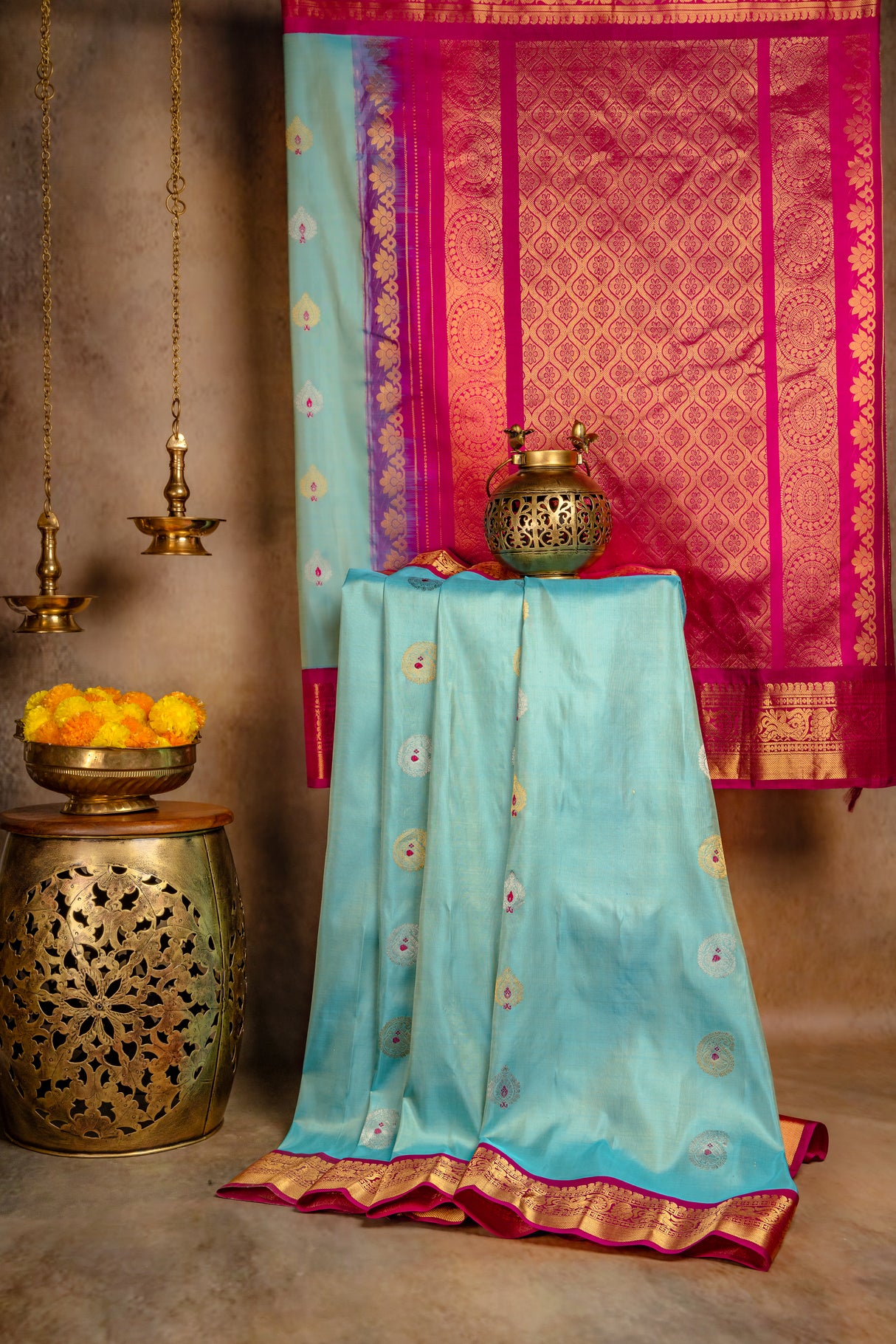 Gadwal Handloom Pure Silk saree