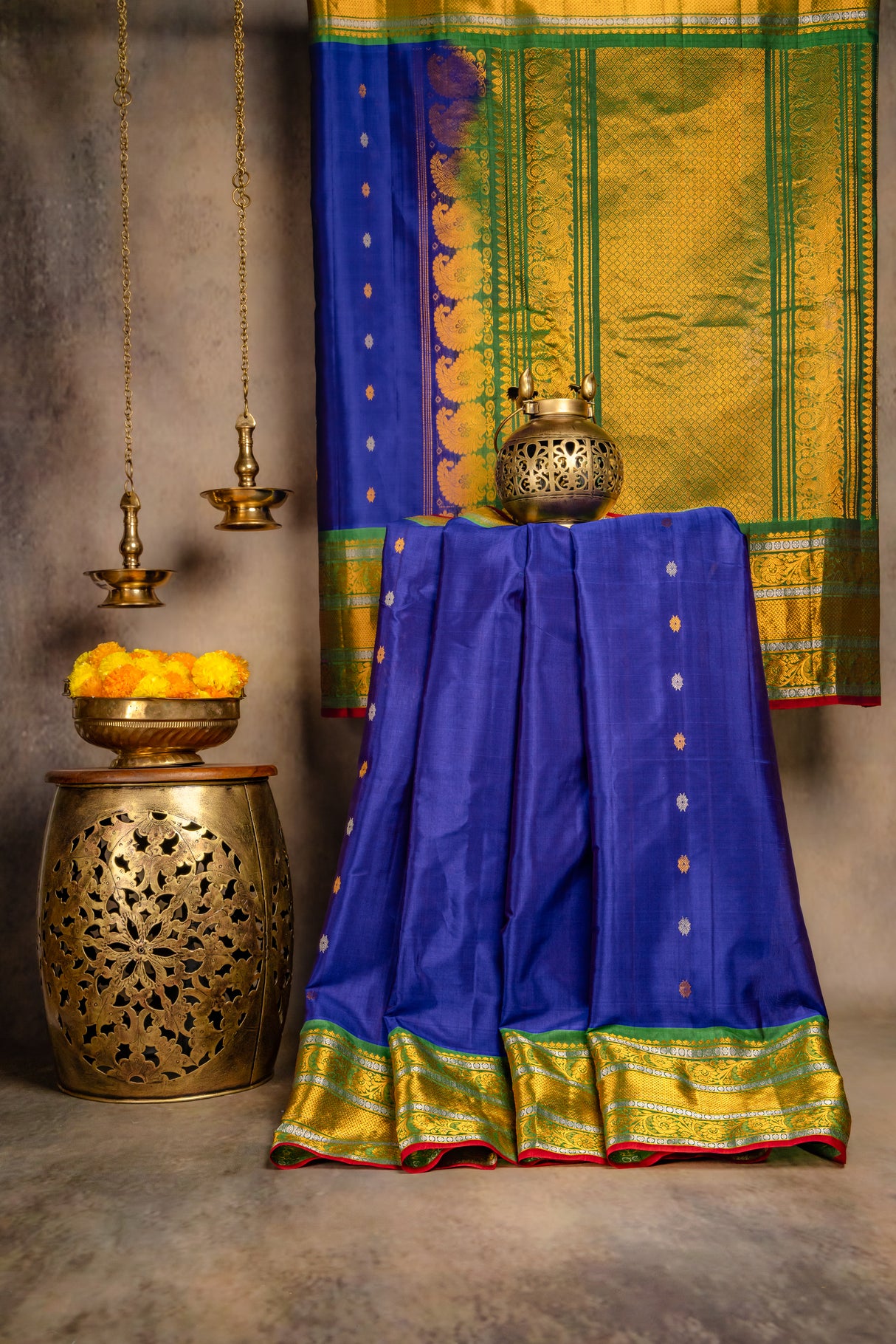 Seco Gadwal Royal Blue With Green saree