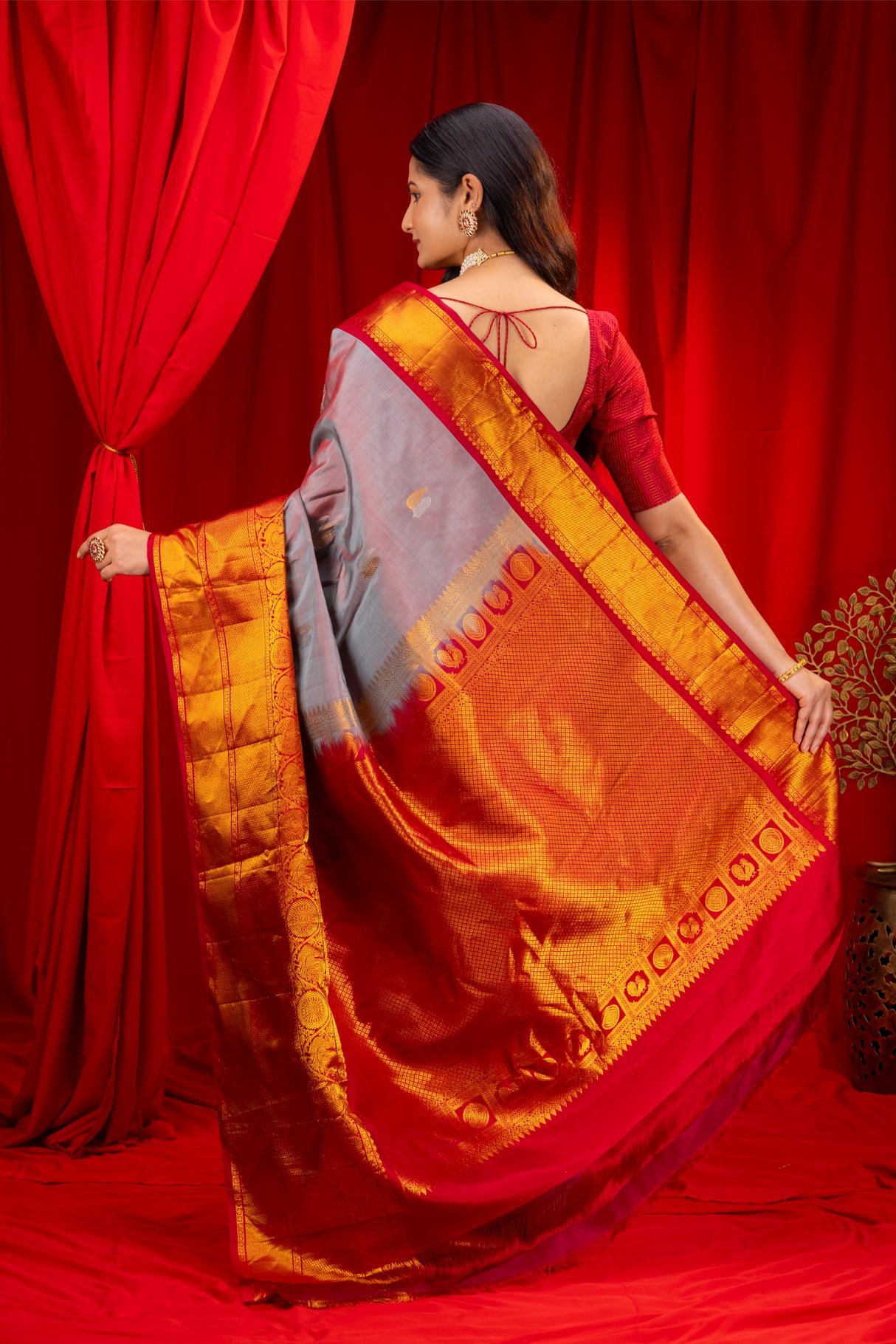 Kanchi Gadwal Handloom Pure Silk