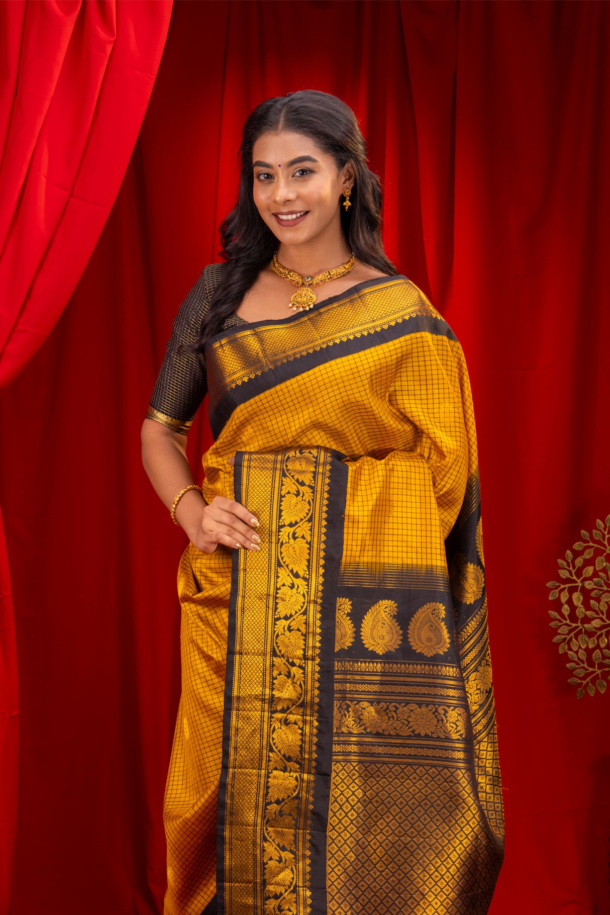 Gadwal Handloom Pure Silk saree