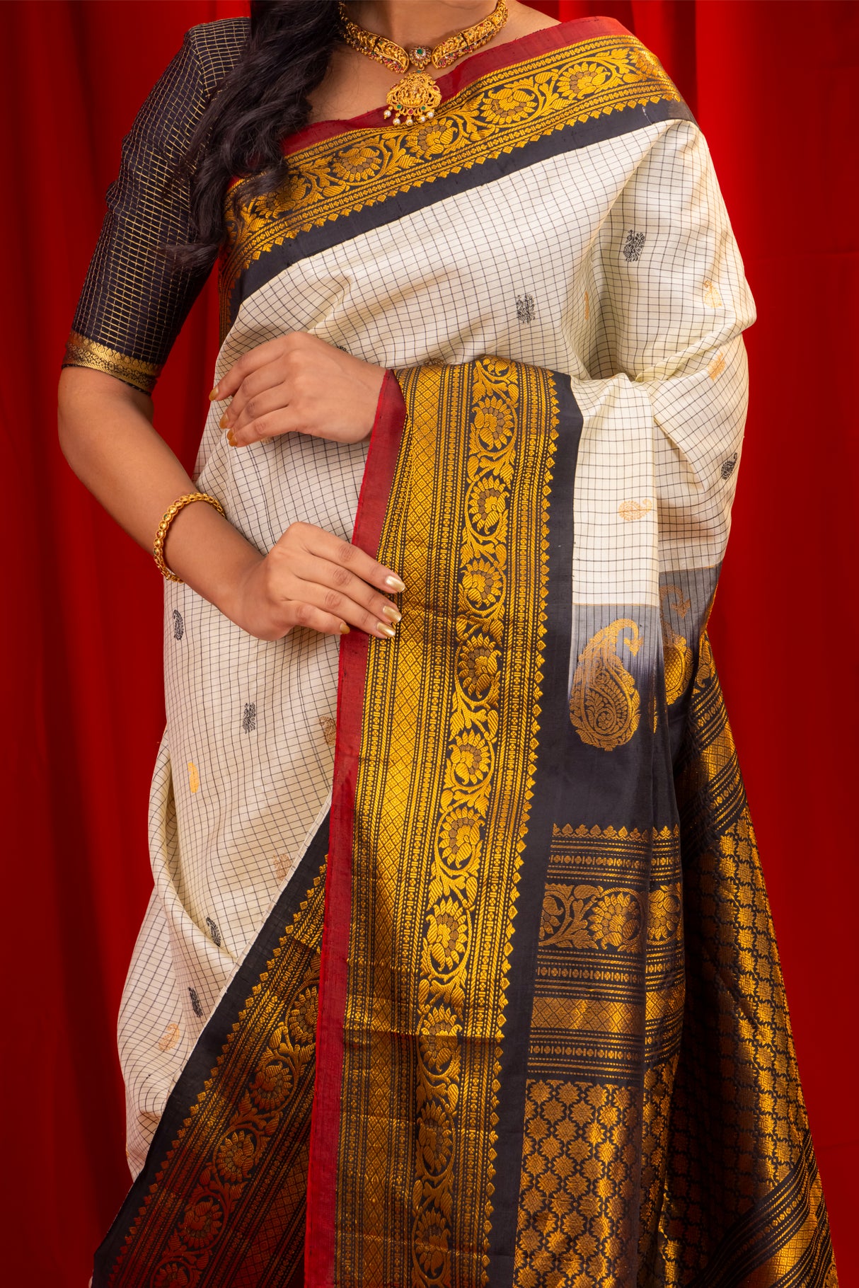 Gadwal Handloom Pure Silk saree