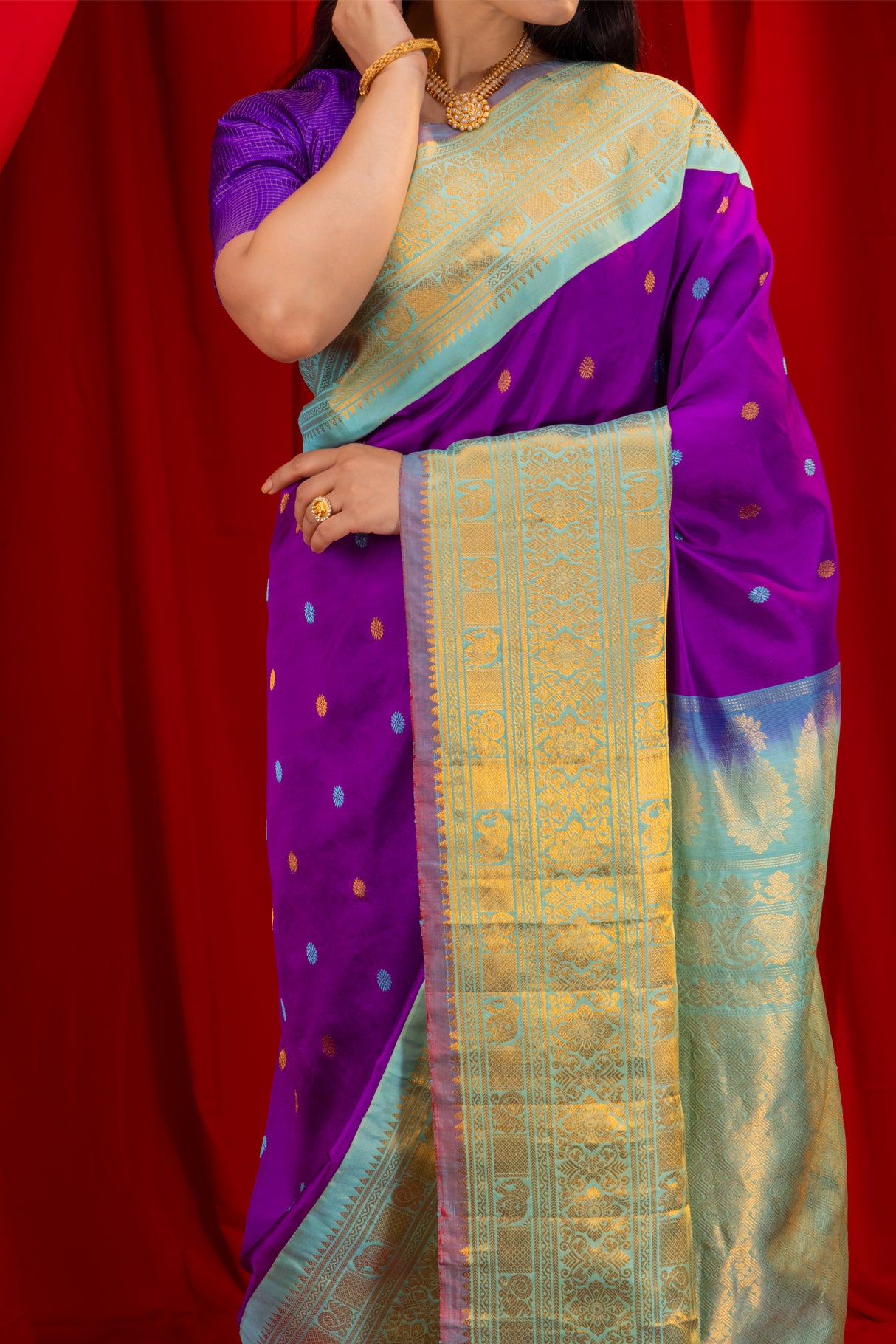  Gadwal Handloom Pure Silk saree with long border