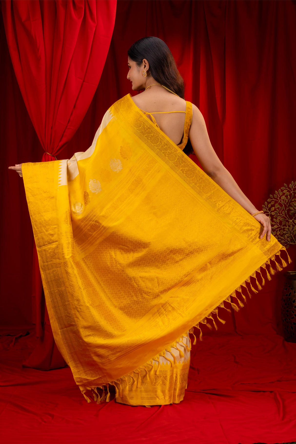  Gadwal Handloom Pure Silk cream with golden yellow