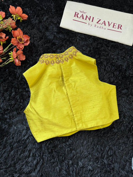 Greenish Yellow raw silk Zero Neck Sleeveless 38