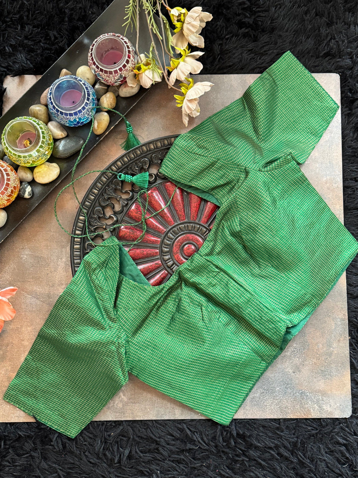 Green Vaira Ooosie Silk Leave Neck Blouse 38