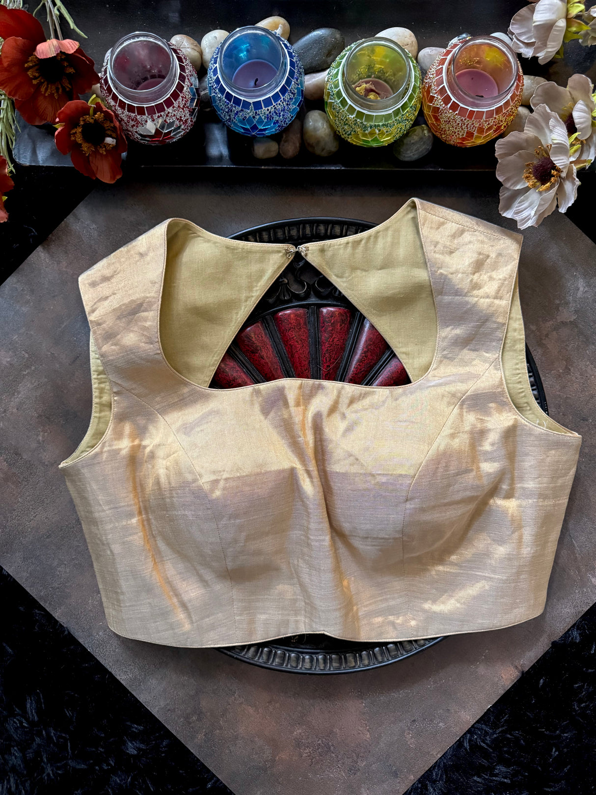 Light Gold Tissue Closed Shoulder Sleeveless Blouse 38