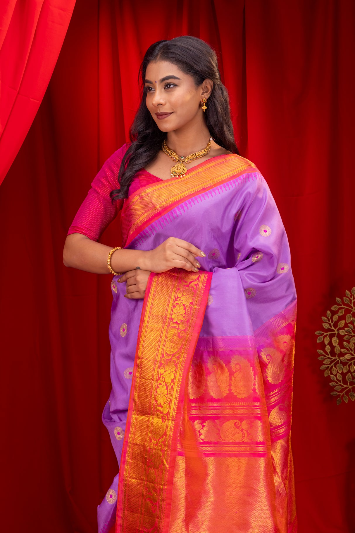  Gadwal Handloom Pure Silk Saree