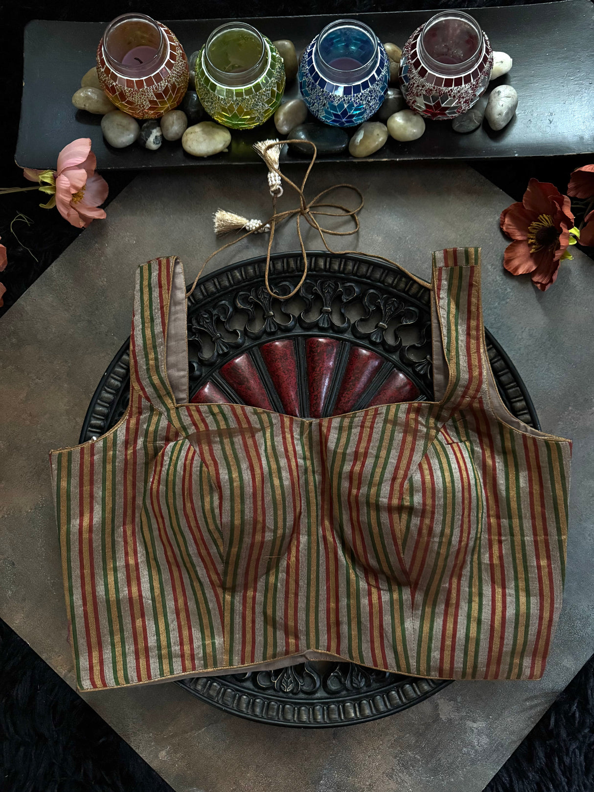 Stripes Tissue Sleeveless Blouse 36